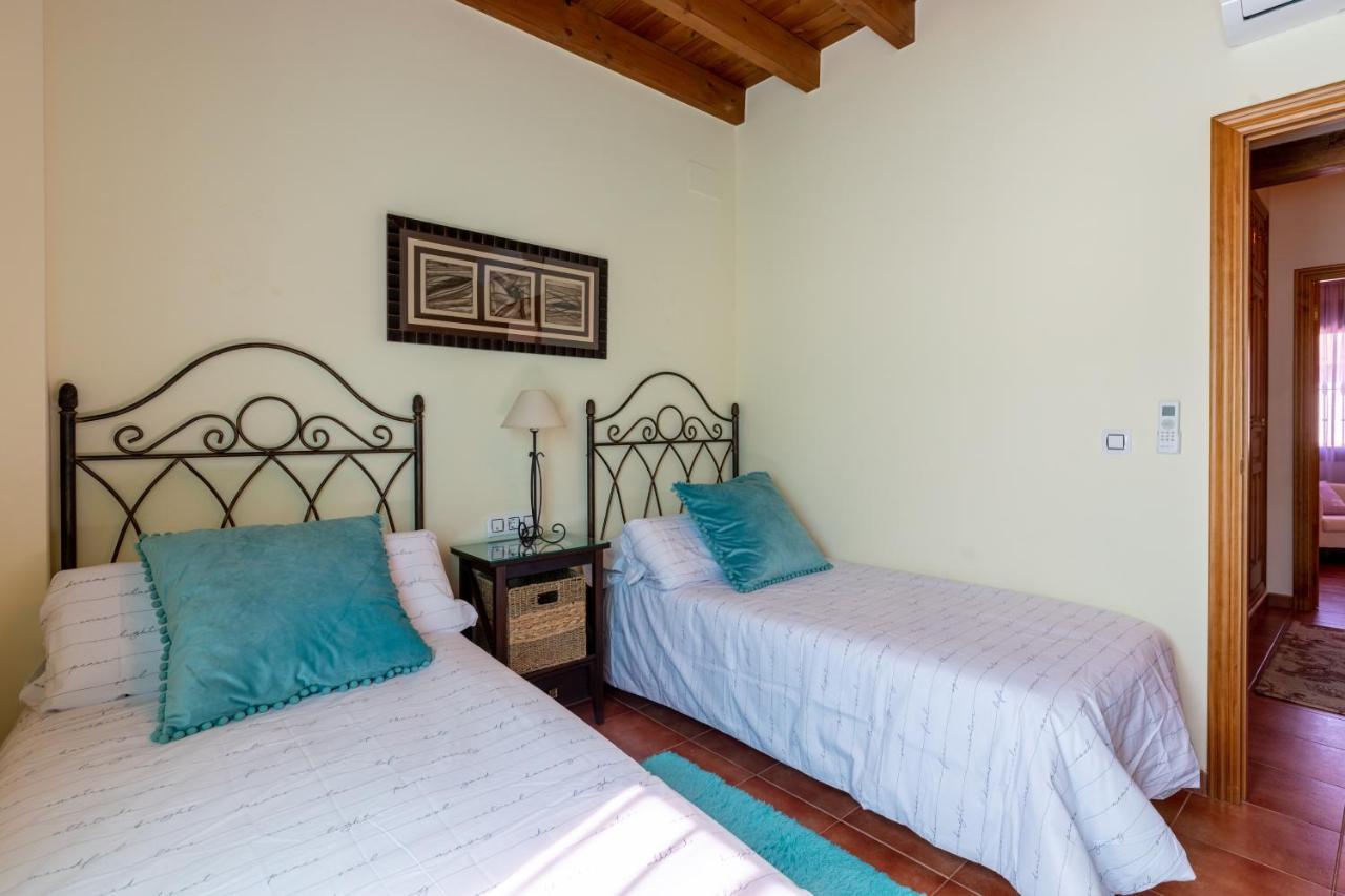 Vll Vivienda Rural A Las Puertas De Donana Villamanrique De La Condesa Exteriör bild